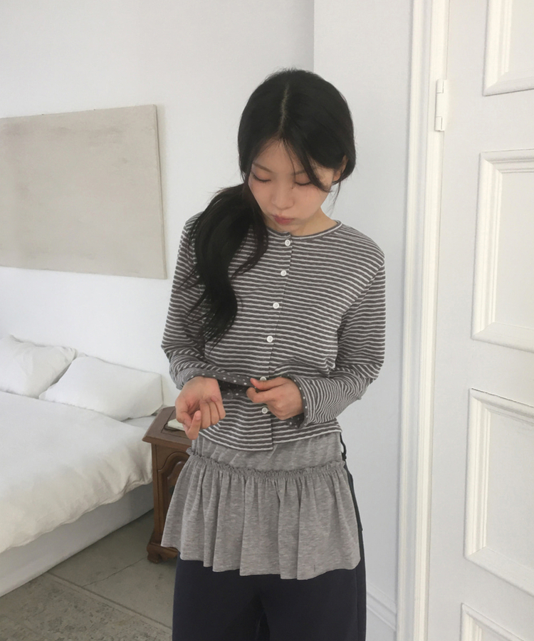 フリルシャーリングレイヤードワンピース CHARCOAL