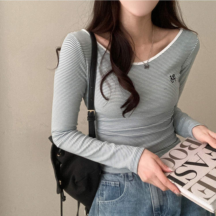刺繍ポイントUネックストライプTシャツ LIGHT GREEN