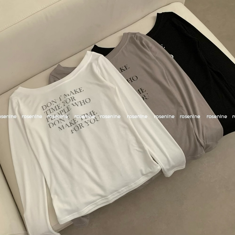 オフショルダーレタリング長袖Tシャツ
