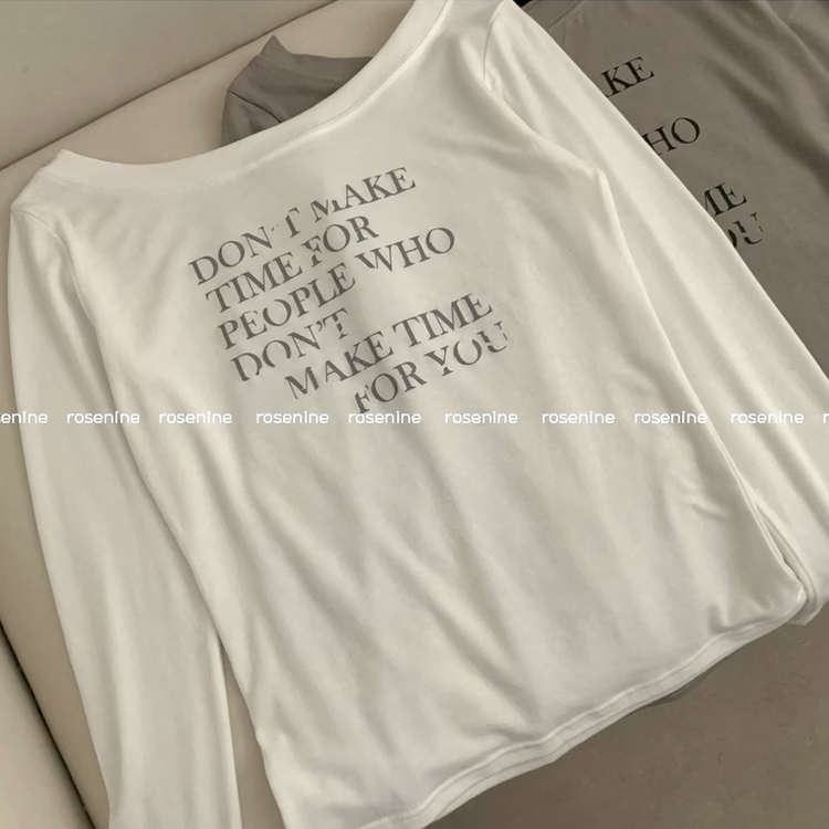 オフショルダーレタリング長袖Tシャツ