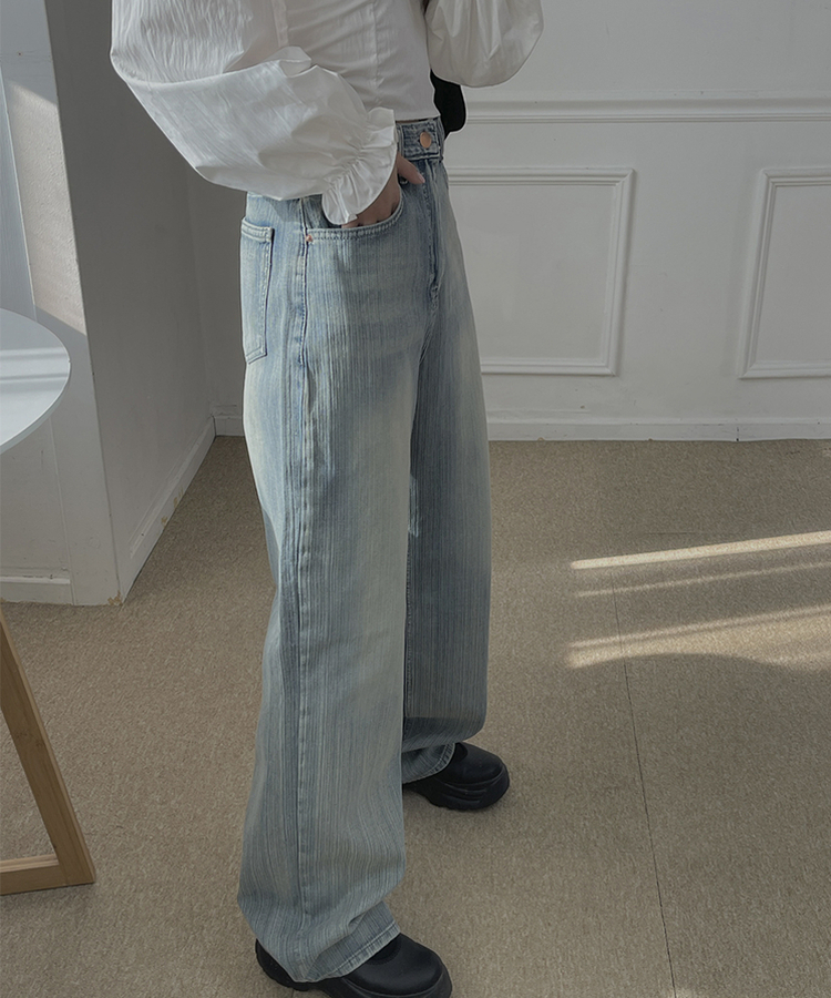 ライトブルーロングワイドデニムパンツ LIGHT DENIM
