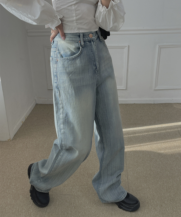 ライトブルーロングワイドデニムパンツ LIGHT DENIM
