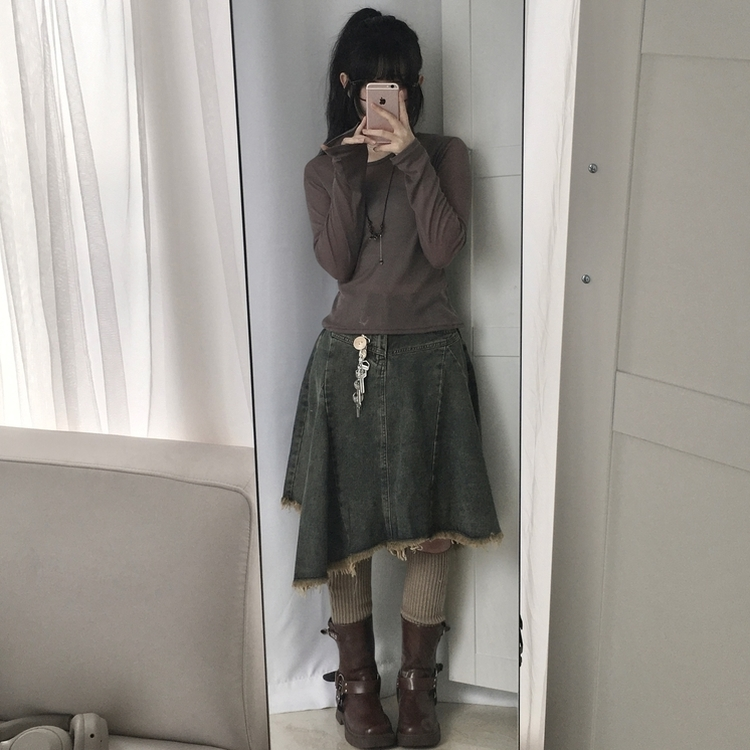 レイヤードシースルーラウンド長袖Tシャツ COCOA