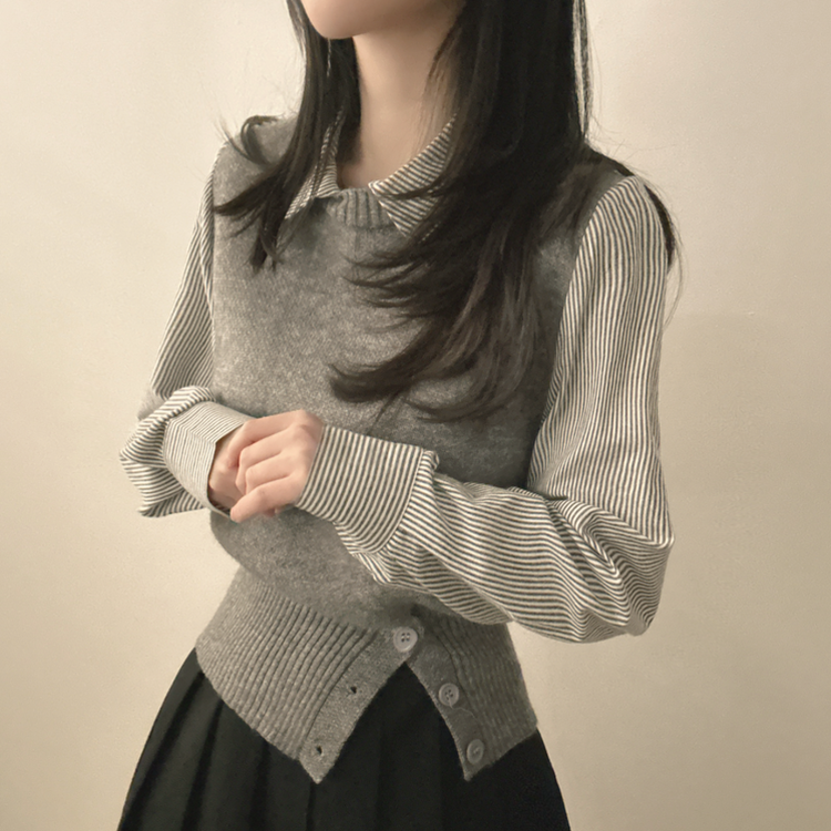 レイヤードボタンニット ストライプシャツ GREY
