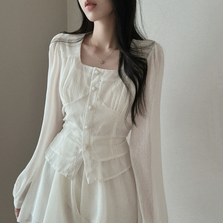 スクエアネックブラウス＋フレアミニスカート CREAM