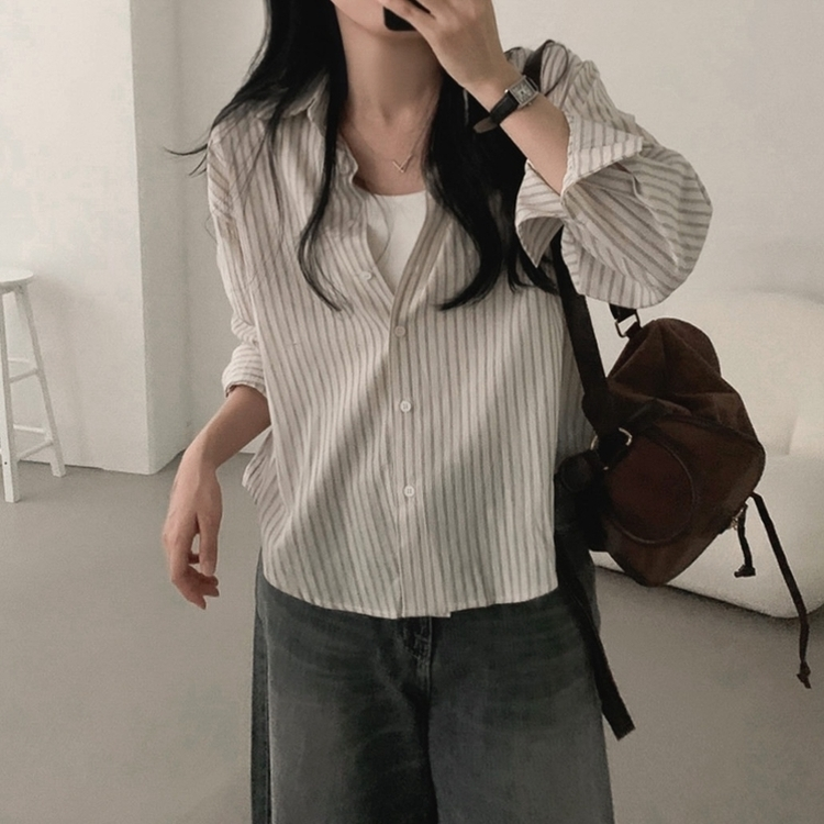 セミクロップストライプベーシックシャツ BEIGE