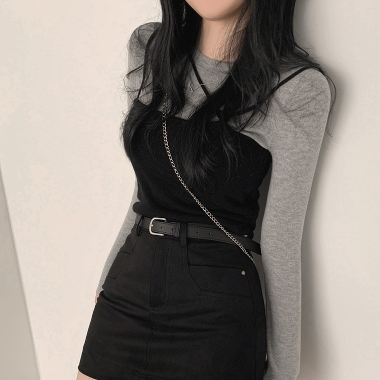 レイヤードビスチェラウンド長袖ニットTシャツ BLACK