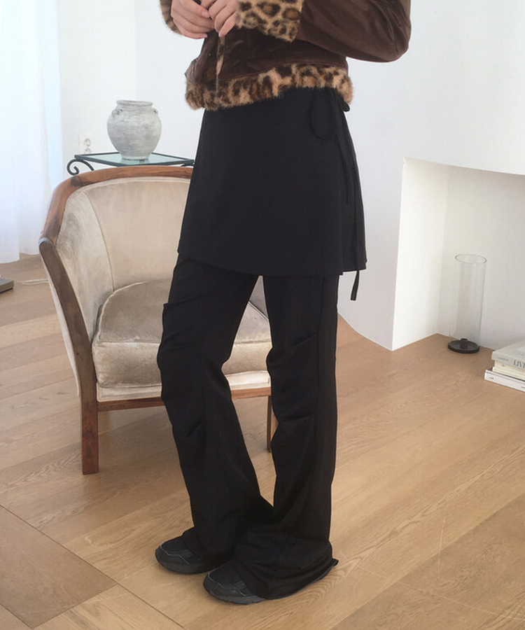 ピンタックブーツカットスカートパンツ BLACK