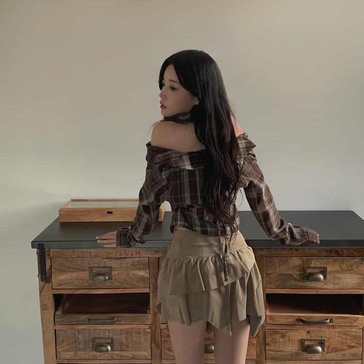 ストリングチェックブラウス BROWN