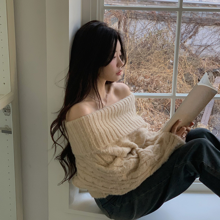 モヘアケーブルオフショルダーニット BEIGE