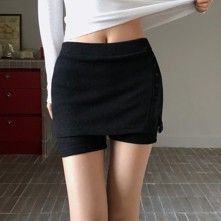【起毛】ニットボタンスカートパンツ BLACK