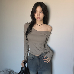 長袖Tシャツ ナイスタイトVネック長袖Tシャツ MOCHA