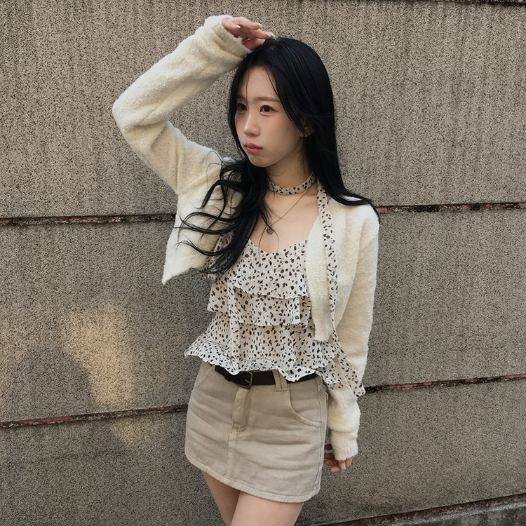 【タイ付き】ヒョウ柄ティアードキャミソールブラウス BEIGE