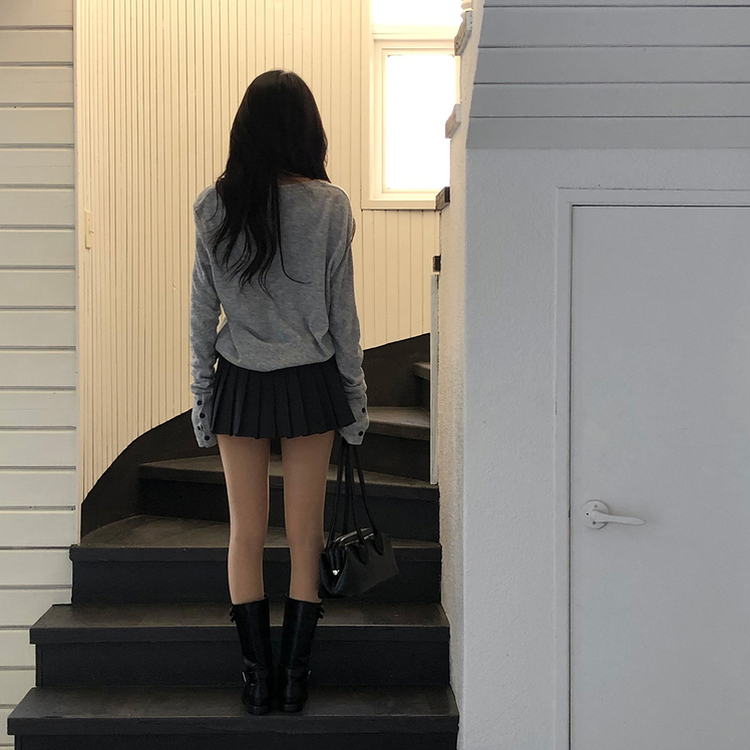 グリーンボタンリブVネックニットニット GREY