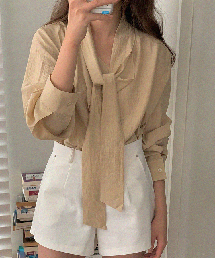 ビジューブラウス BEIGE