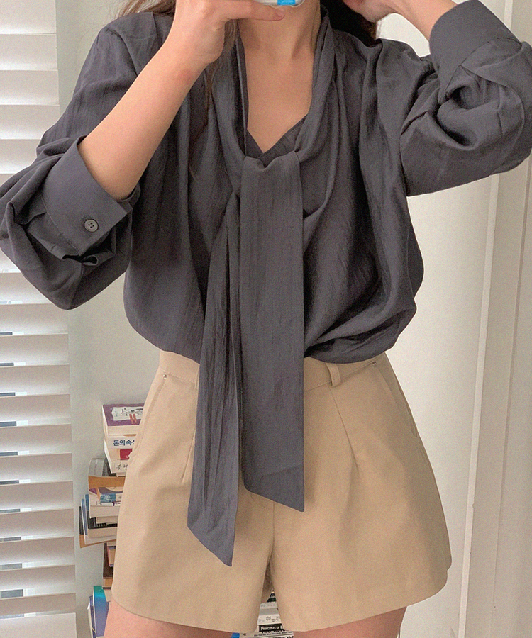 ビジューブラウス DARK GRAY