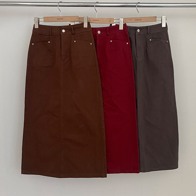 バックスリットロングスカート