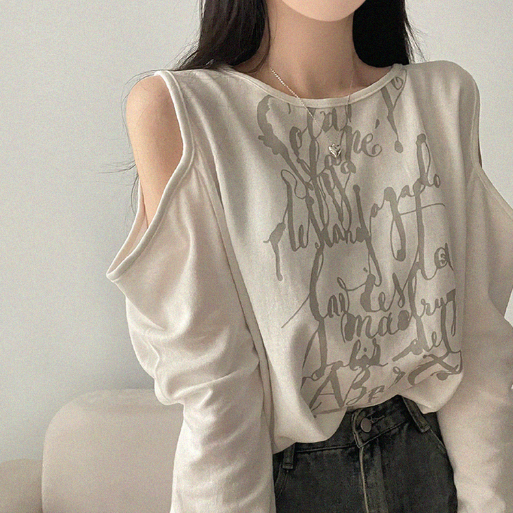 レタリングショルダースリットトレーナー IVORY