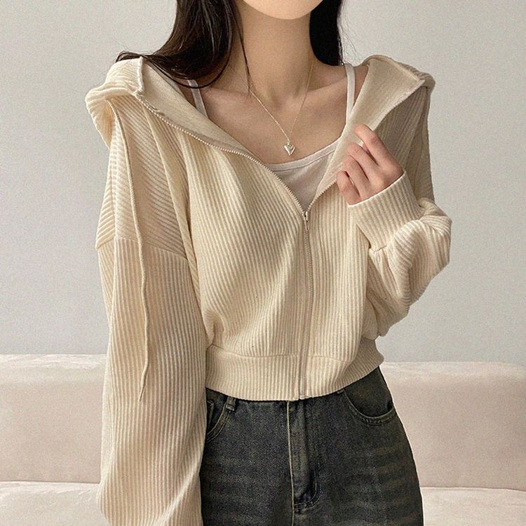 ベーシッククロップフードジップアップ CREAM