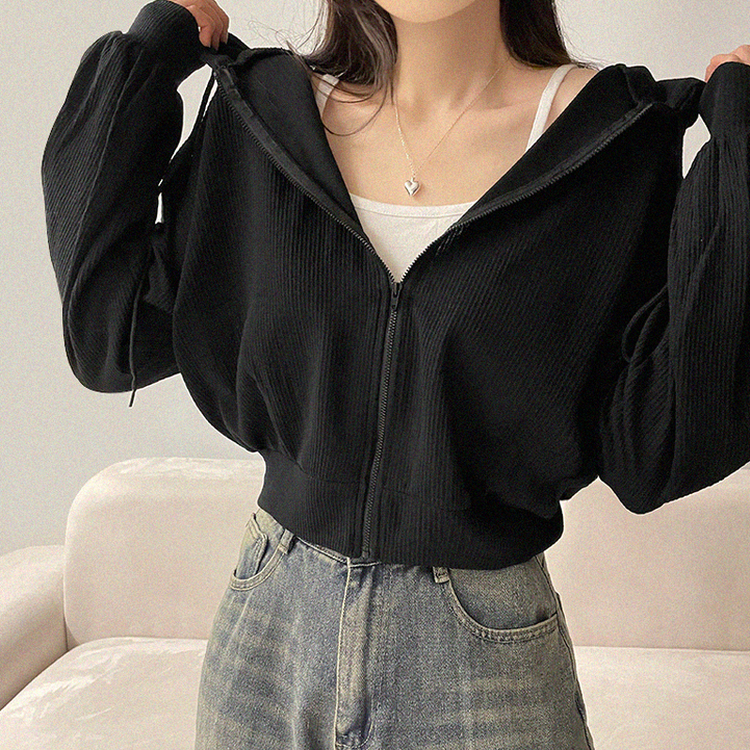 ベーシッククロップフードジップアップ BLACK