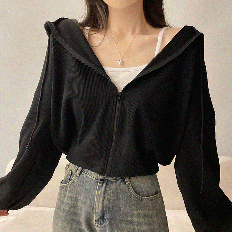 ベーシッククロップフードジップアップ BLACK