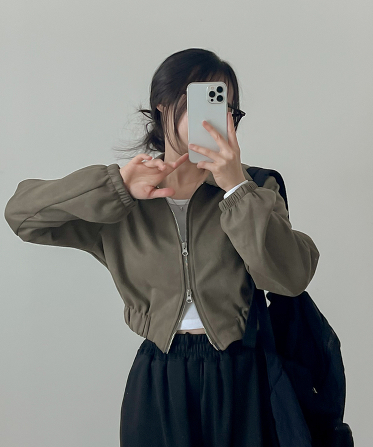 スエードカラークロップジップアップ KHAKI