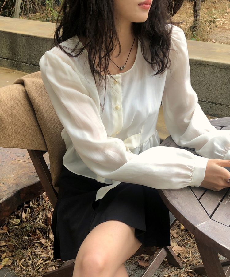 シャーリングリボンシースルーブラウス IVORY