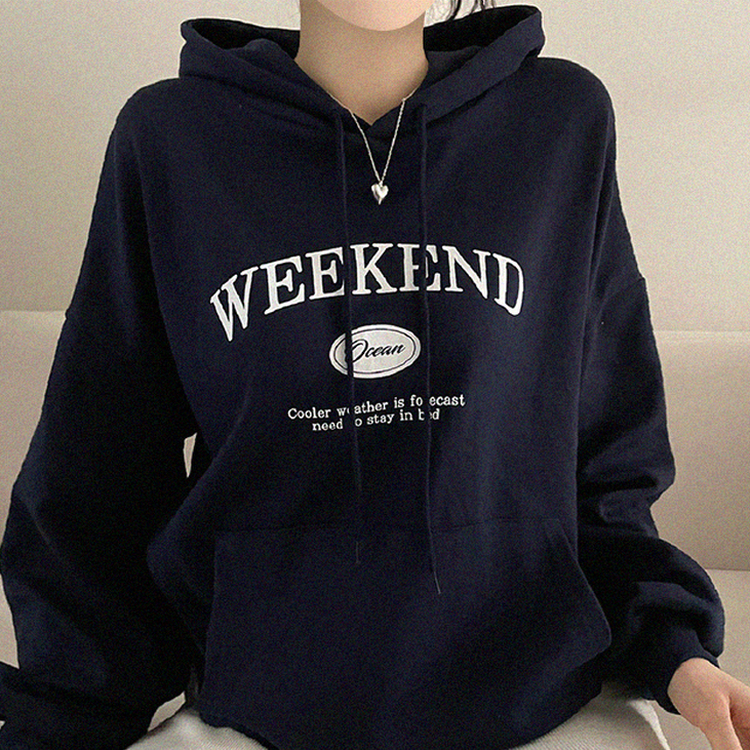 レタリングフードルーズトレーナー NAVY