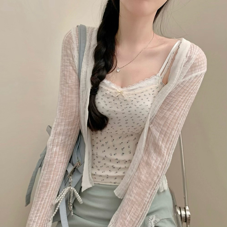 블루베리 잔꽃 레이스 리본 발레코어 끈나시 레이어드 나시 탑 여름옷 봄옷 휴가룩 크림