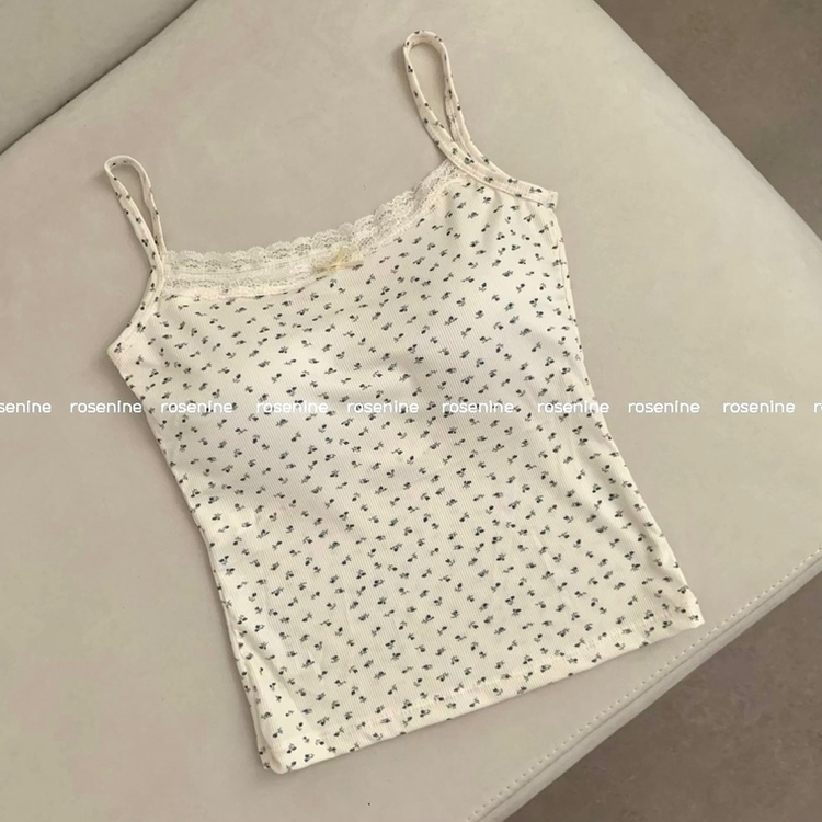 블루베리 잔꽃 레이스 리본 발레코어 끈나시 레이어드 나시 탑 여름옷 봄옷 휴가룩