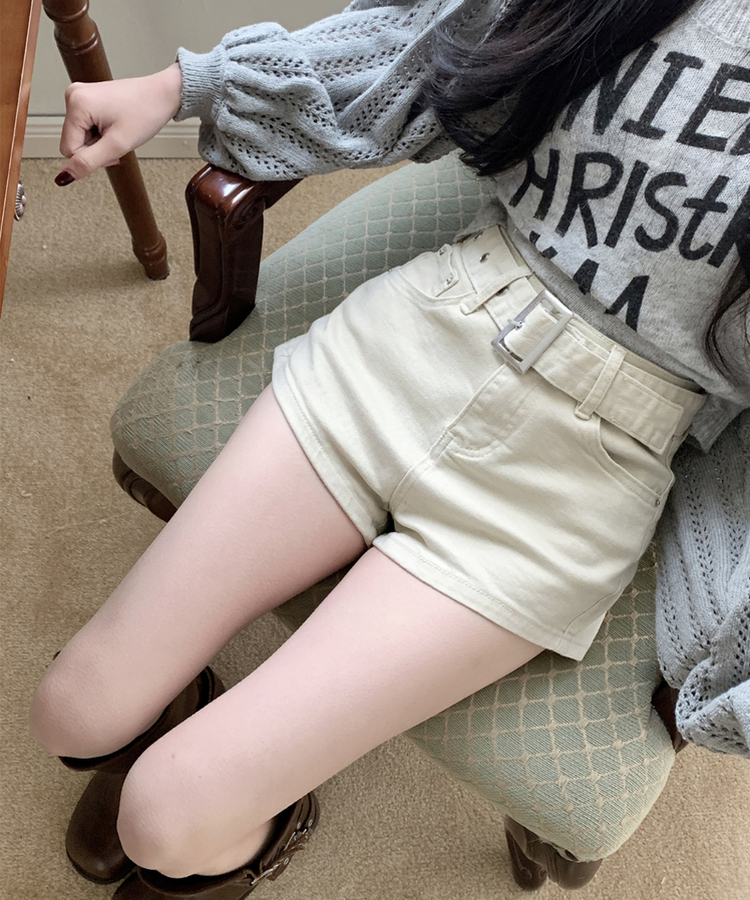 バックルショートパンツ EGG BEIGE