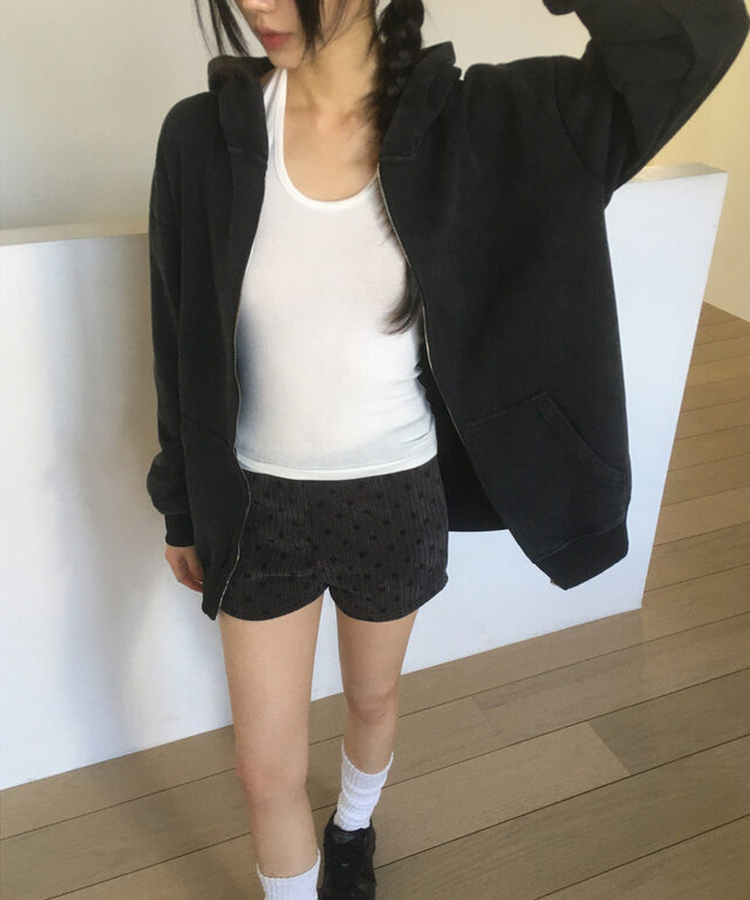 ドットリブベルベットショートパンツ CHARCOAL