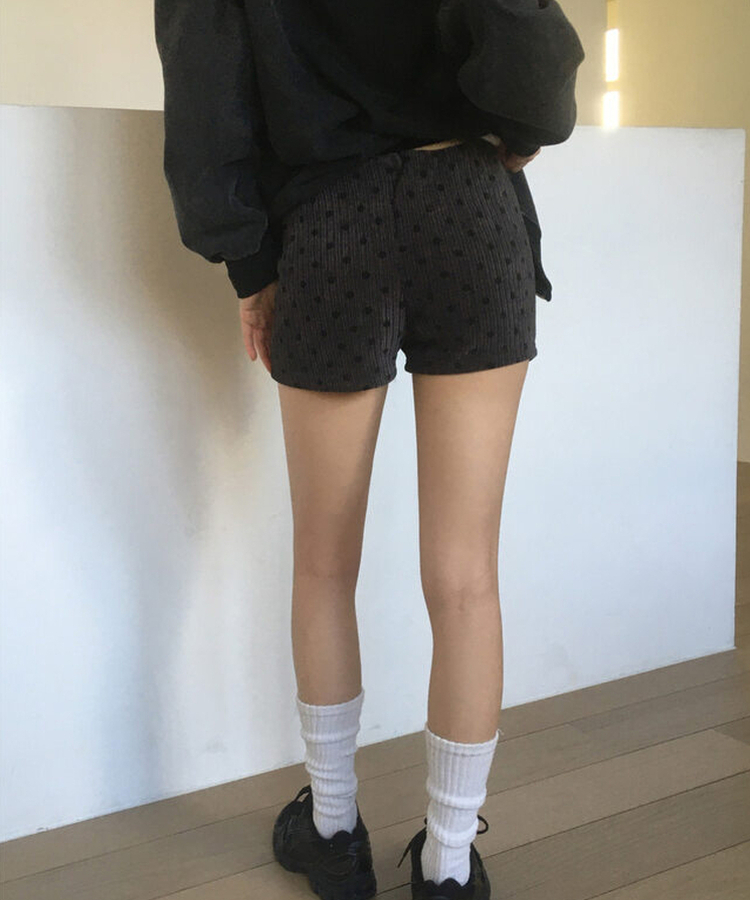 ドットリブベルベットショートパンツ CHARCOAL