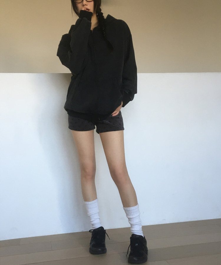 ドットリブベルベットショートパンツ CHARCOAL