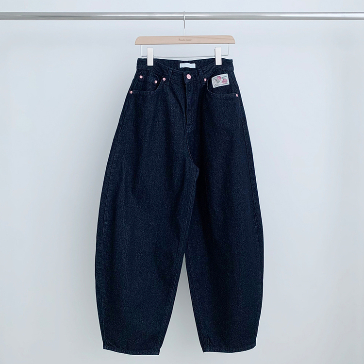 刺繍ポケットワイドロングバルーンデニムパンツ