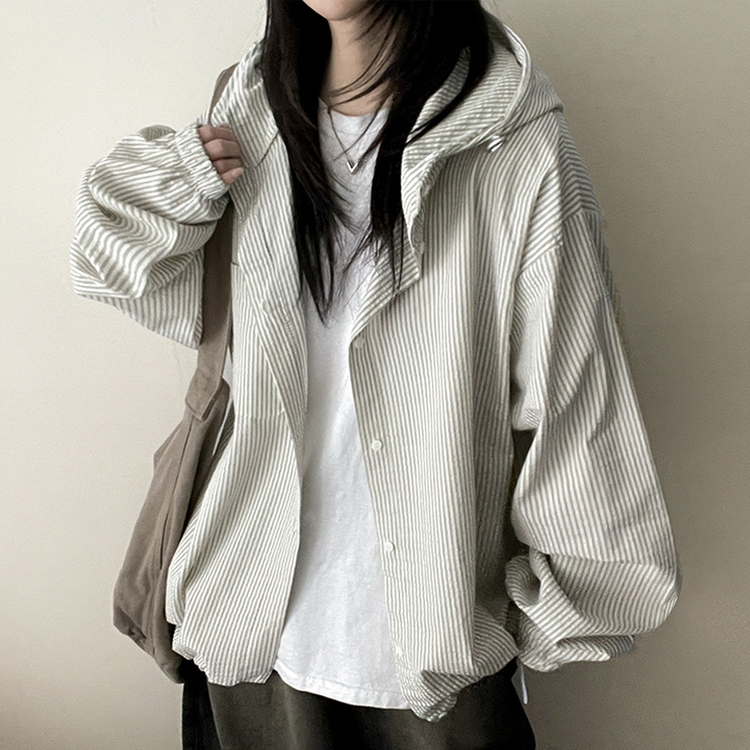 ストライプハイネックフードジャケット IVORY