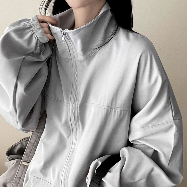 ロニーハイネックウィンドブレーカー GREY