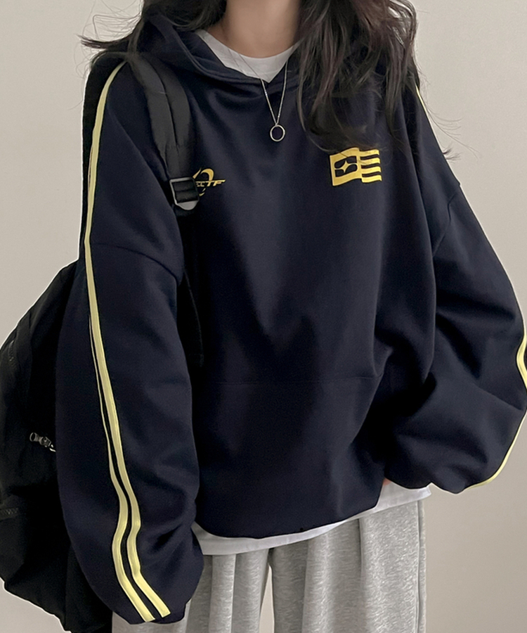 ラインオーバーフィットフード NAVY