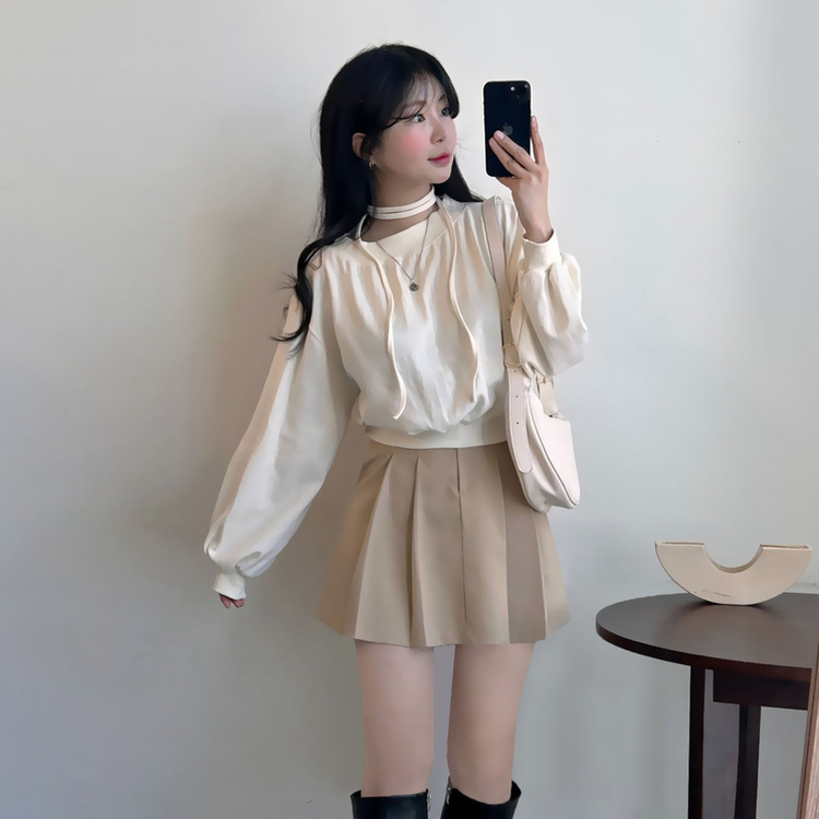 【マフラー付き】オフショルダーベーシックトレーナー IVORY