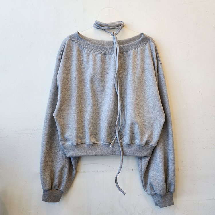 【マフラー付き】オフショルダーベーシックトレーナー