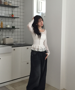 【マフラー付き】フリルレースブラウス LIGHT BEIGE