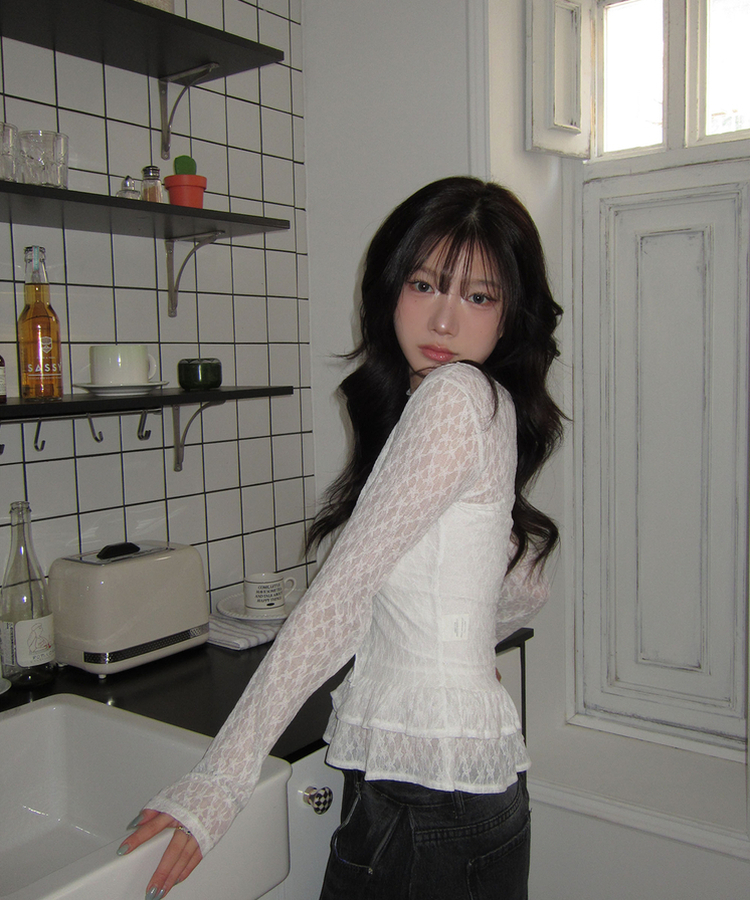 【マフラー付き】フリルレースブラウス LIGHT BEIGE