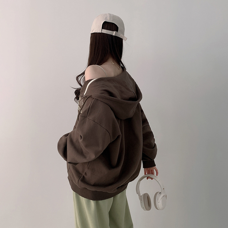 プリンティングフードジップアップ BROWN