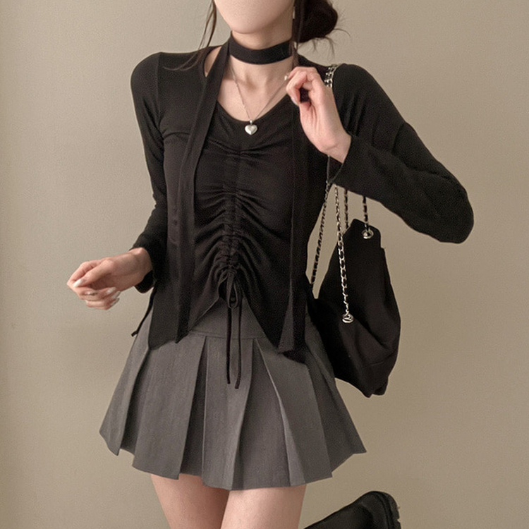 【タイ付き】シャーリングサイドスリットTシャツ BLACK