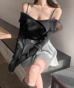 オフショルダーニット BLACK