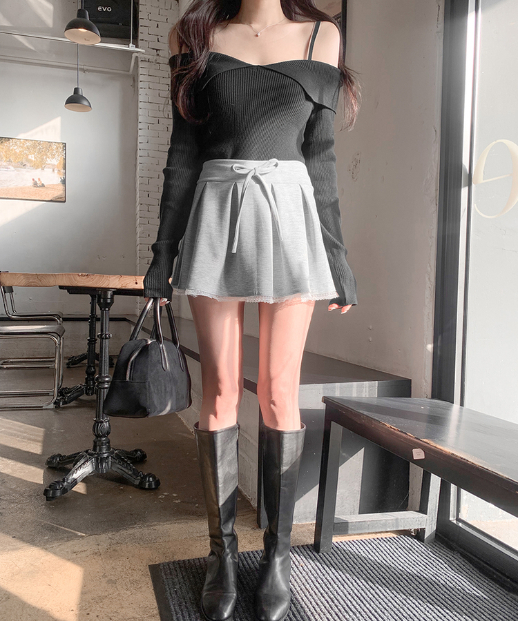 オフショルダーニット BLACK