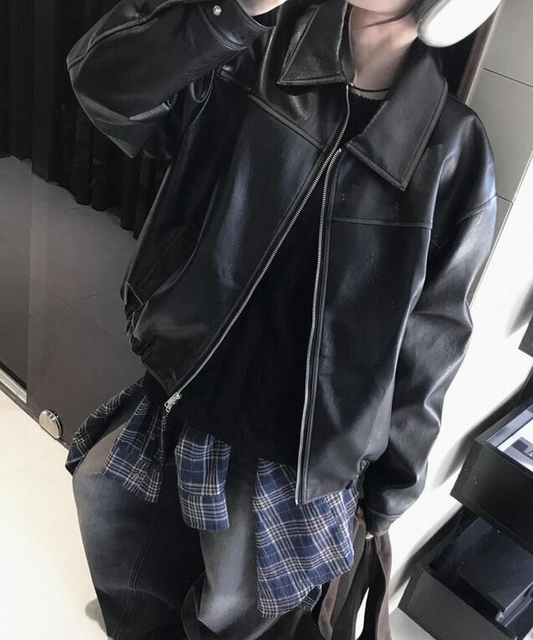 ケーブルラウンドニット BLACK