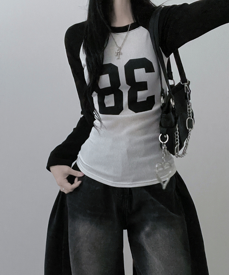 レタリングスリム長袖Tシャツ BLACK