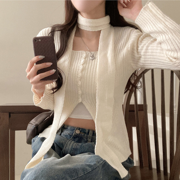 【マフラー付き】ボタンスリットニット(5color) IVORY