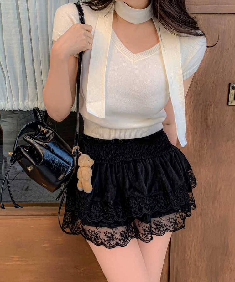 【タイ付き】Vネックセミクロップ半袖ニット IVORY